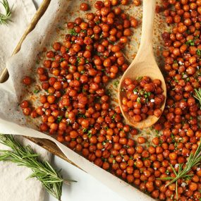 Roasted Spicy Maple Chickpeas